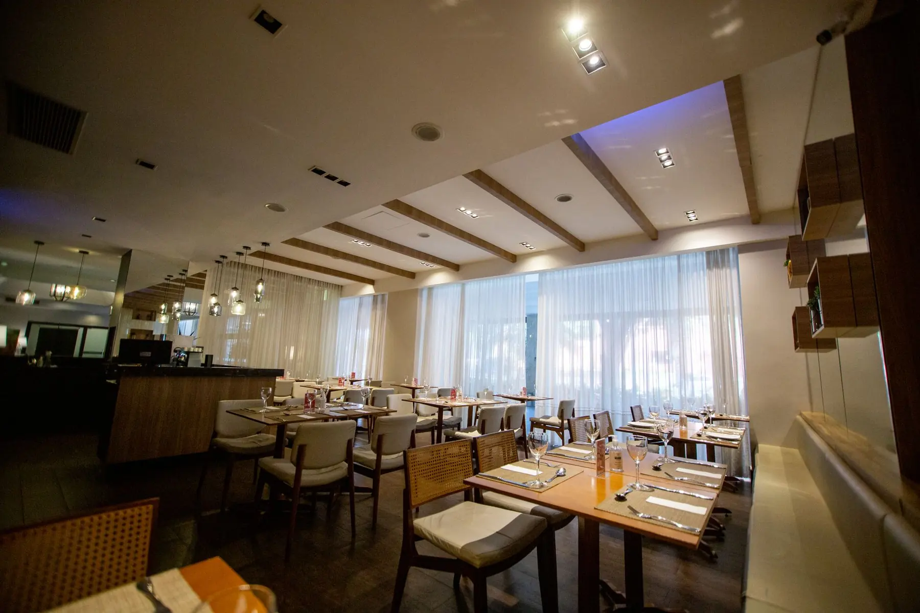 Signature Dining